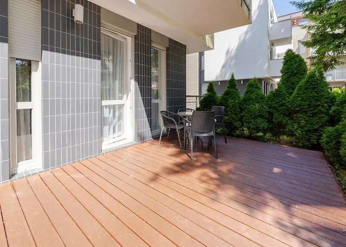 Lesne Zacisze, Sun & Snow *